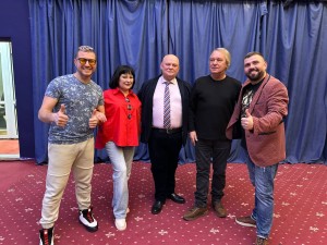 photo_2025-12-11_21-42-27